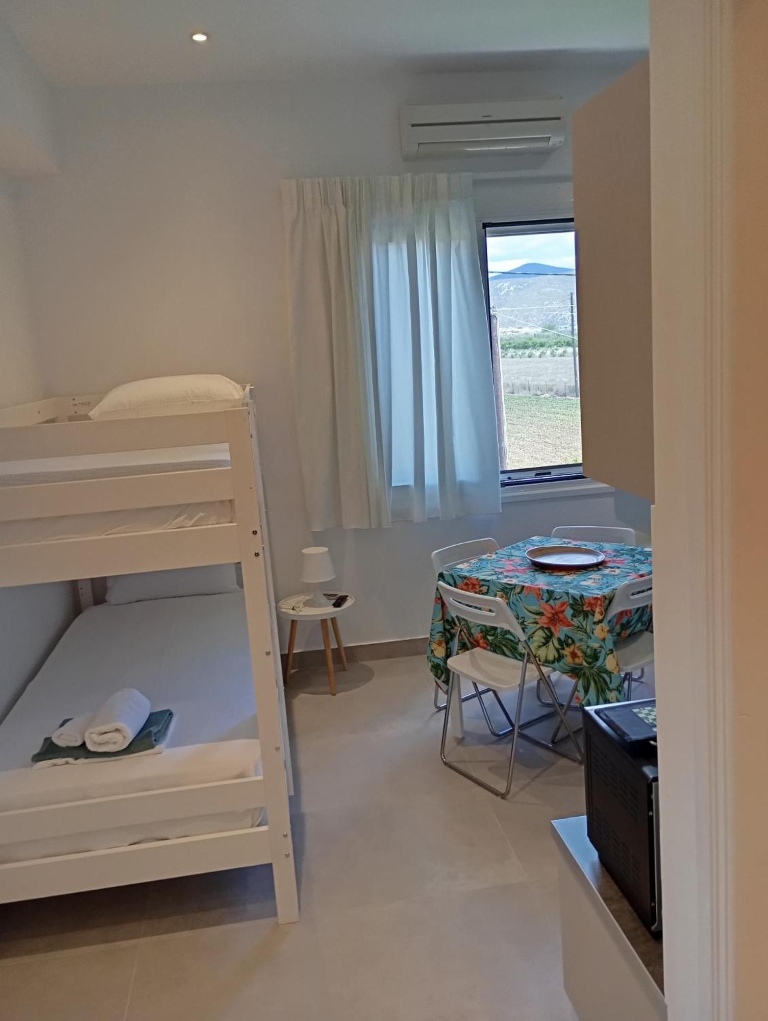 Anastasias Apartments Iria Extérieur photo