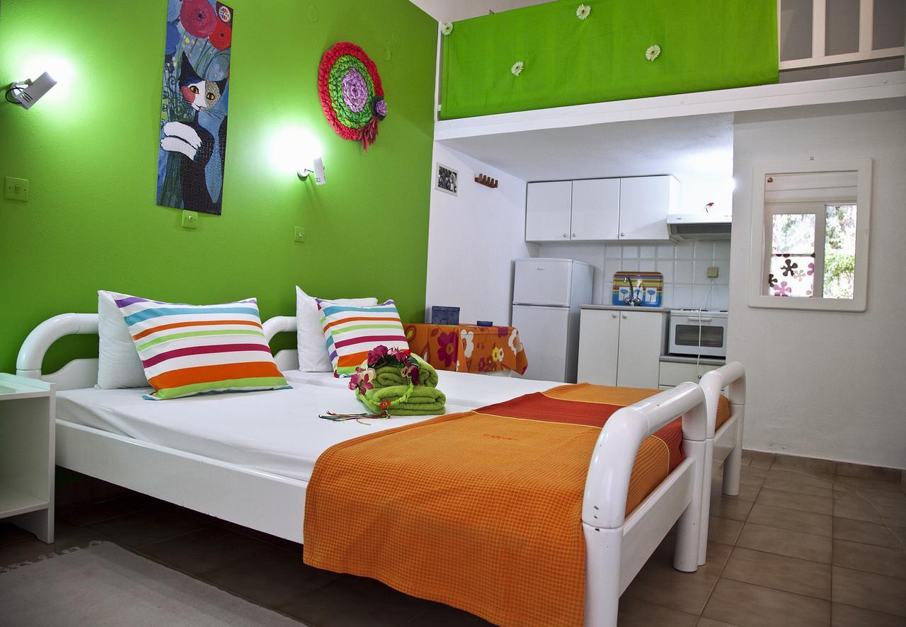 Anastasias Apartments Iria Extérieur photo